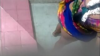 Tamil Aunty Washing Pussy Bathroom